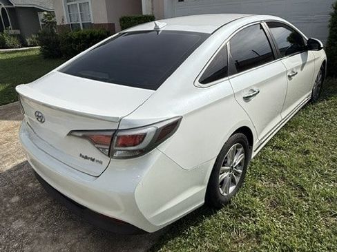 Used 2017 Hyundai Sonata SE FWD image 6