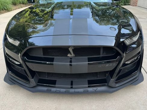 Used 2022 Ford Mustang Shelby GT500 w/ Carbon Fiber Track Pack image 27