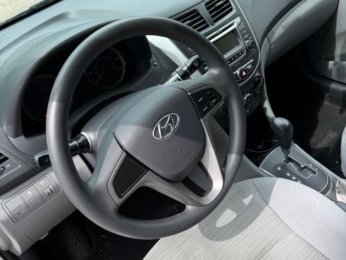 Used 2017 Hyundai Accent SE FWD image 6