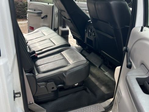 Used 2000 Ford F350 2WD Crew Cab DRW Super Duty image 9