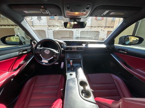 Used 2020 Lexus IS 350 F Sport w/ F Sport Package image 10