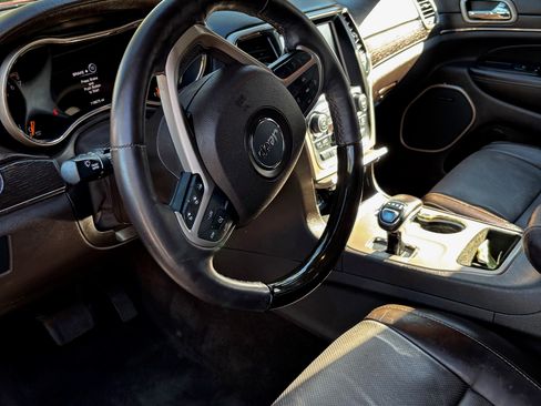 Used 2015 Jeep Grand Cherokee Summit w/ Trailer Tow Group IV image 2