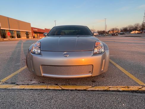 Used 2003 Nissan 350Z Touring image 8