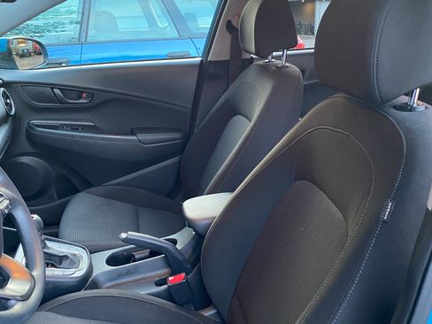 Used 2022 Hyundai Kona SEL w/ Cargo Package image 6