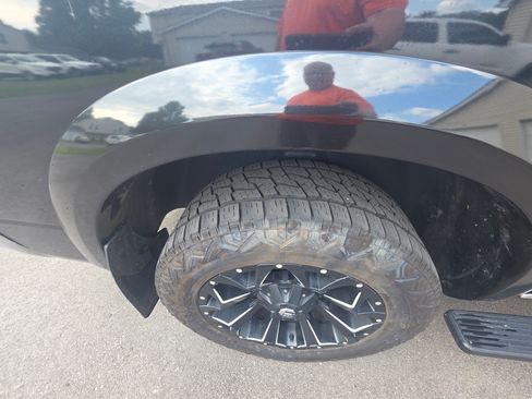 Used 2016 RAM 1500 Limited image 10