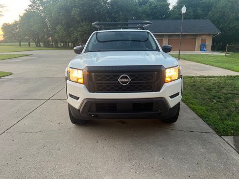 Used 2023 Nissan Frontier S w/ Technology Package AWD/4WD image 8