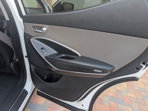 Used 2013 Hyundai Santa Fe Sport image 20