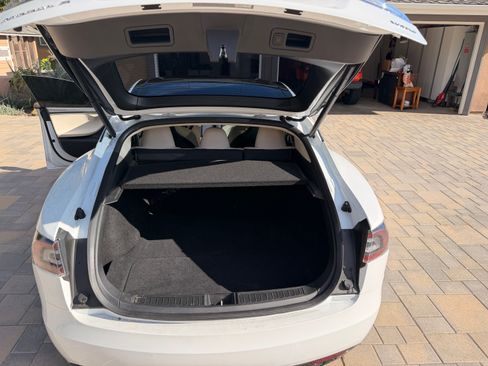 Used 2019 Tesla Model S 100D image 11