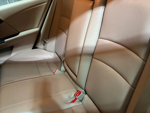 Used 2017 Honda Accord Touring image 10