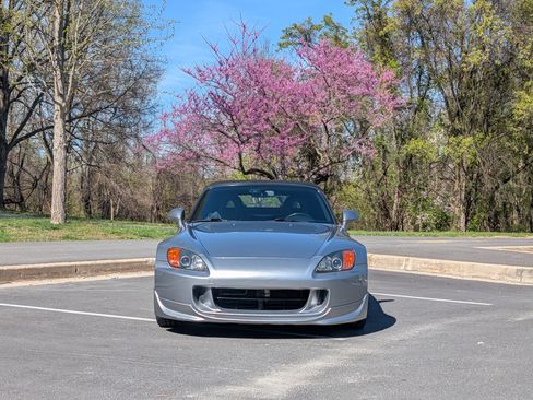 Used 2001 Honda S2000 image 2
