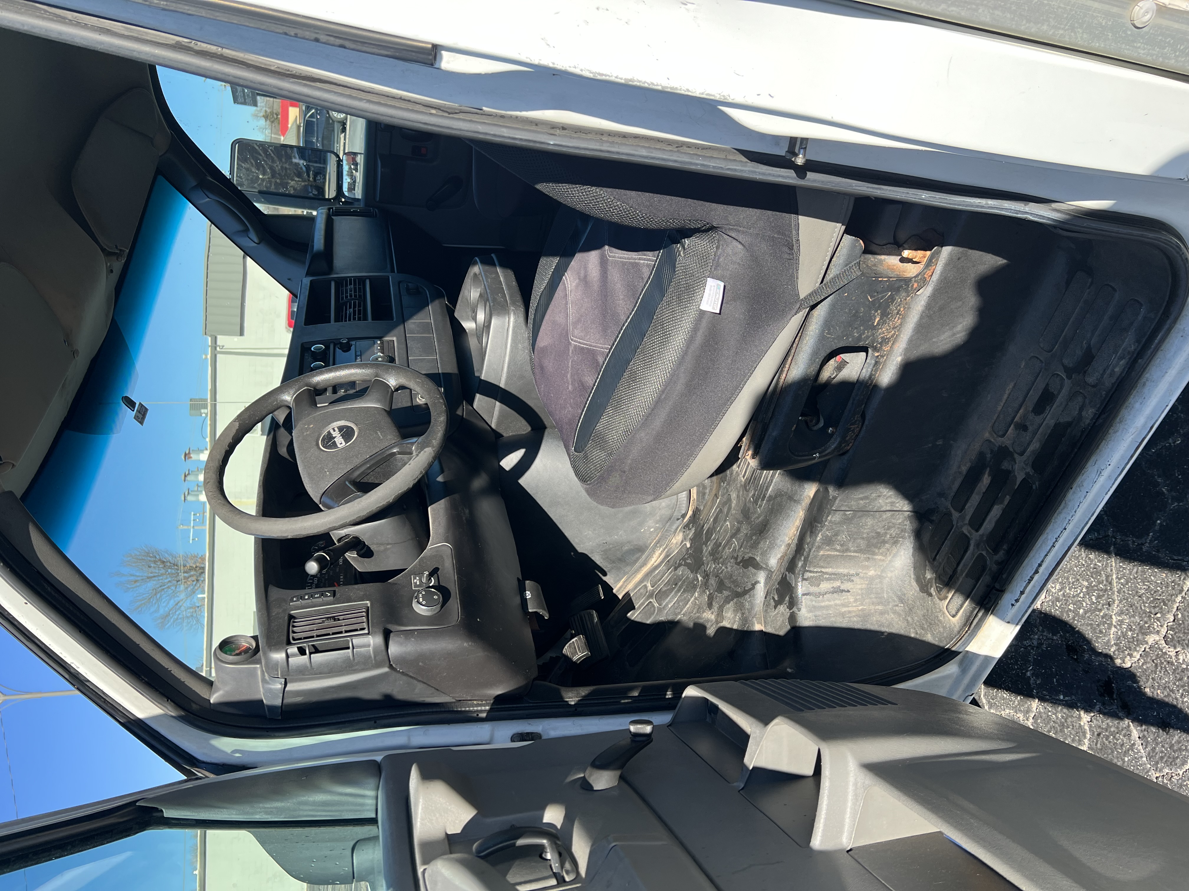 Used 2012 GMC Savana 3500 RWD image 11