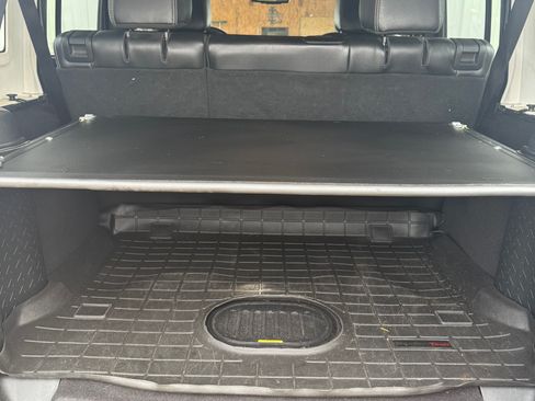 Used 2017 Jeep Wrangler Unlimited Sahara w/ Quick Order Package 24E Chief image 10