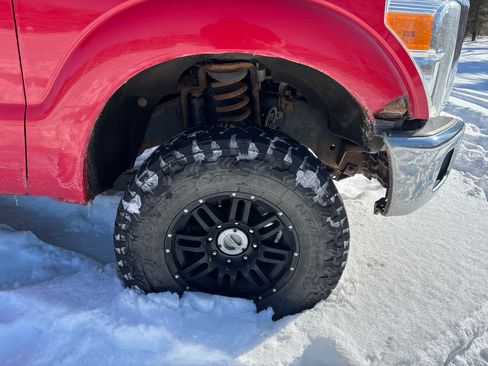 Used 2014 Ford F250 XLT w/ XLT Interior Package image 14