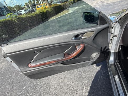 Used 2005 BMW 330Ci Convertible image 18