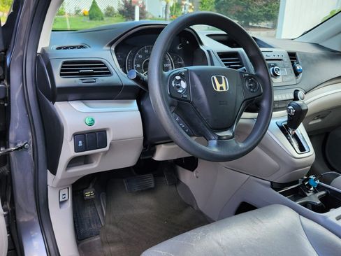 Used 2013 Honda CR-V LX image 2
