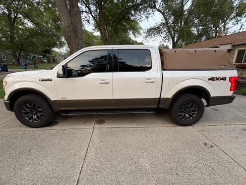Used 2015 Ford F150 Lariat w/ Equipment Group 501A Mid AWD/4WD image 2