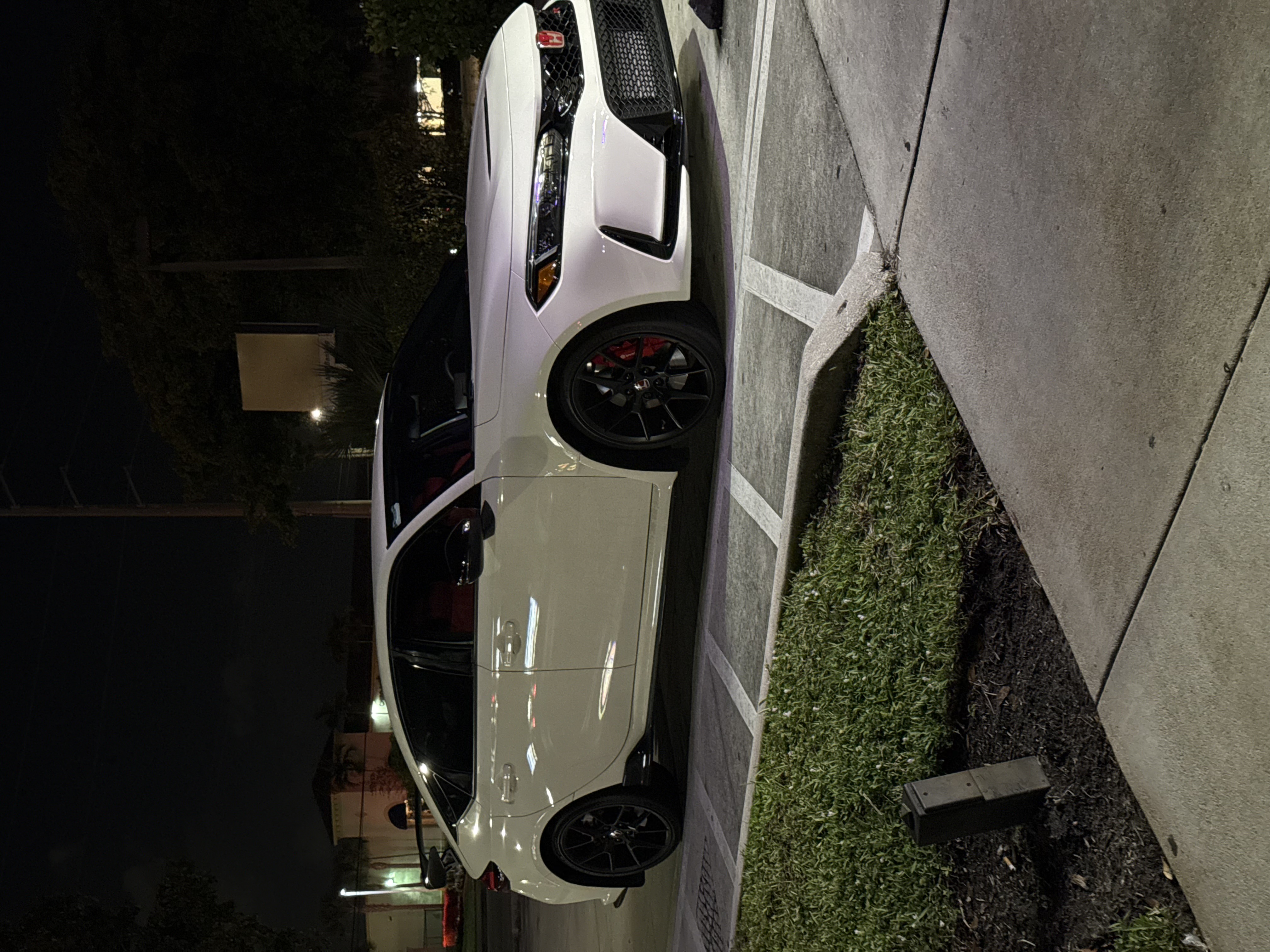 Used 2025 Honda Civic Type R image 1