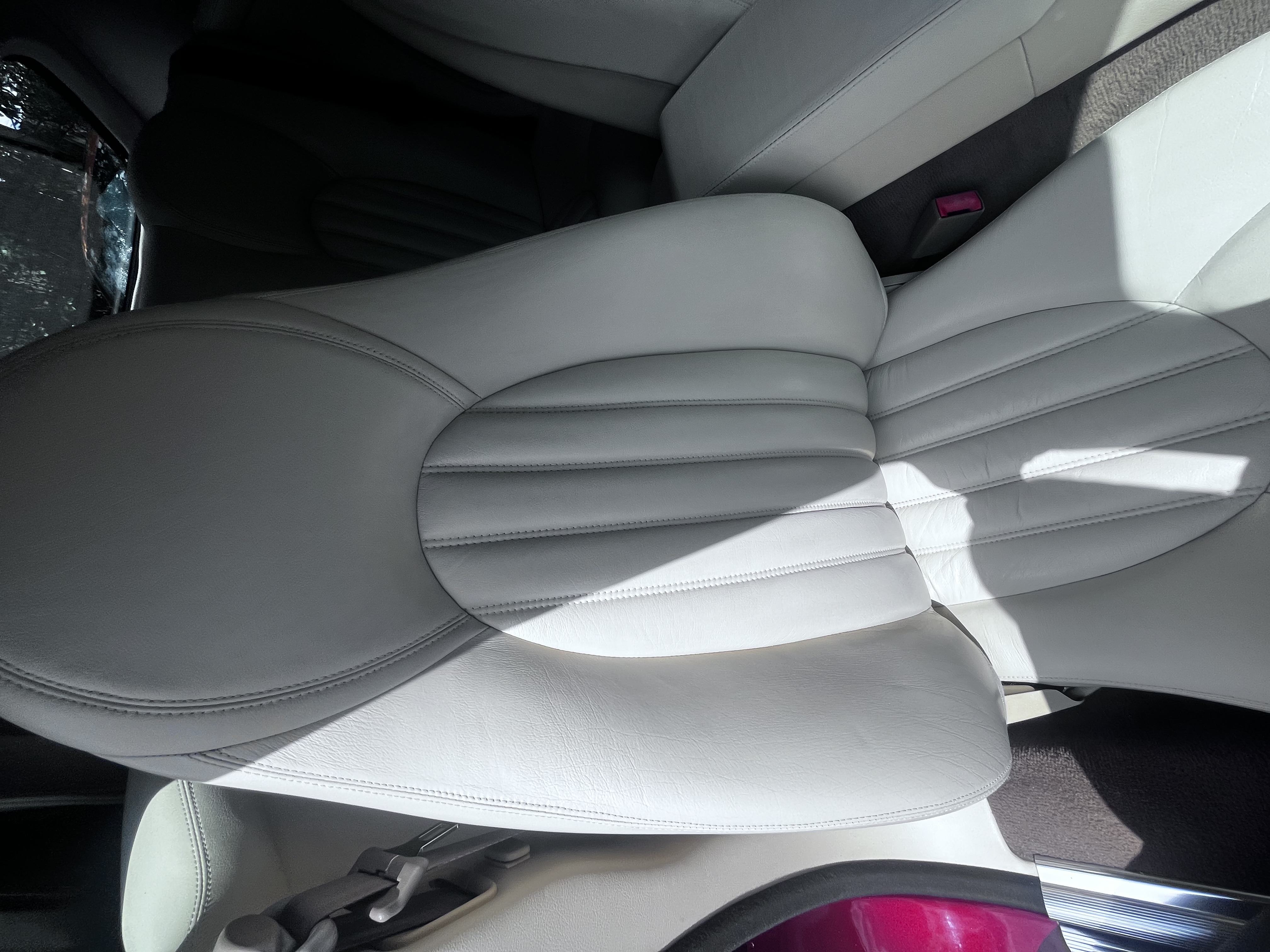 Used 1997 Jaguar XK8 Convertible RWD image 16