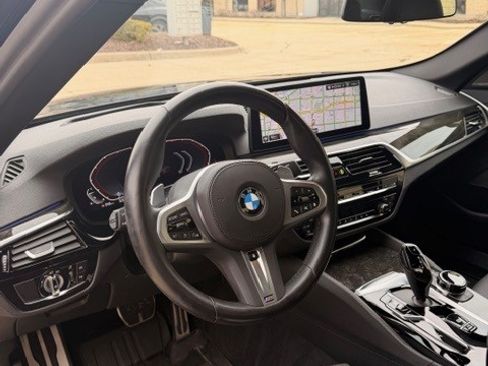 Used 2023 BMW 540i xDrive w/ Executive Package image 5