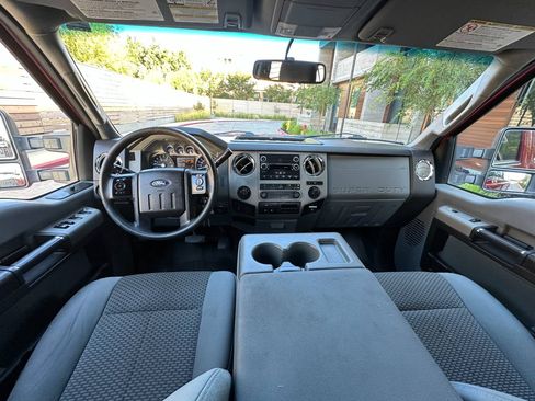 Used 2015 Ford F250 XLT w/ XLT Value Package image 11