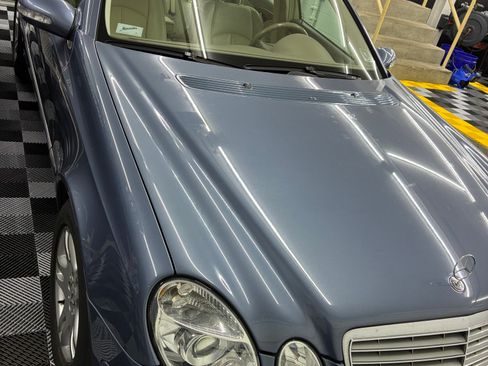 Used 2006 Mercedes-Benz E 320 E 320 CDI Sedan 4D image 4