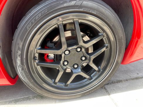 Used 2004 Chevrolet Corvette Z06 w/ Memory Package image 11