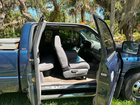 Used 2002 Dodge Ram 3500 Truck 2WD Quad Cab image 9