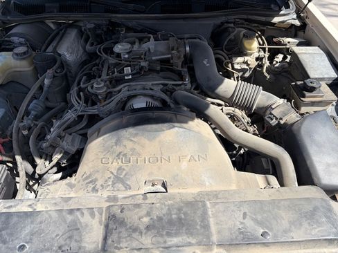 Used 1997 Lincoln Town Car Cartier image 12