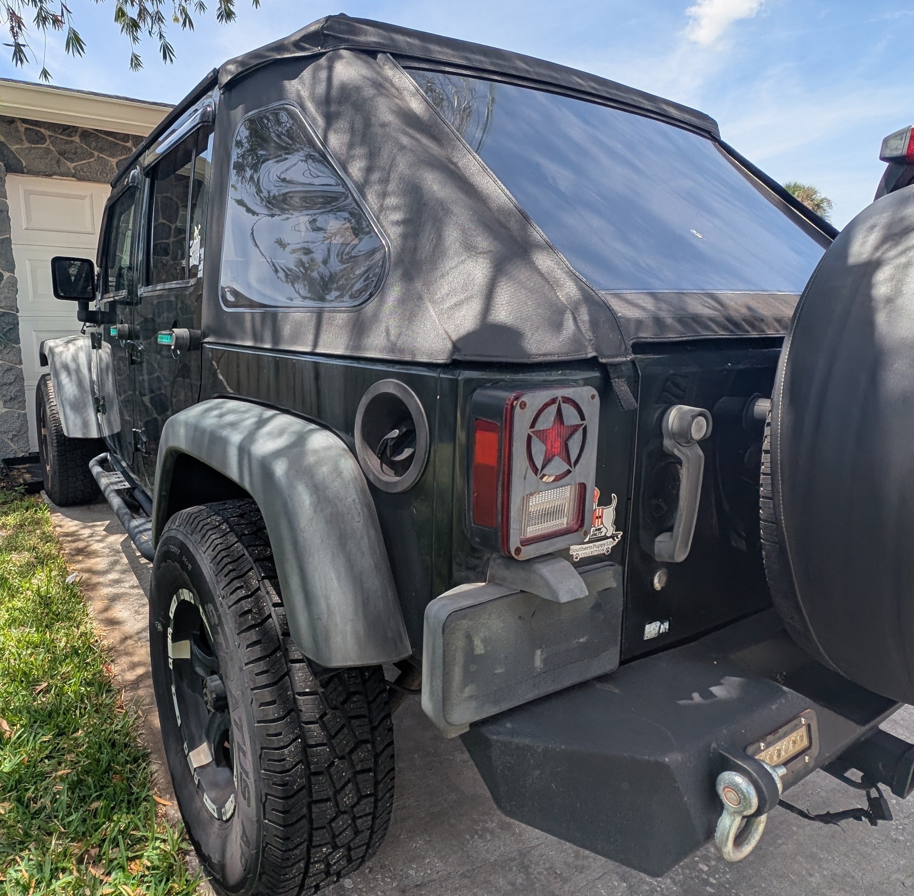 Used 2010 Jeep Wrangler Unlimited Sport AWD/4WD image 6