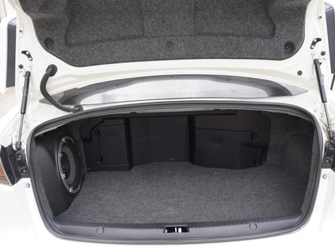 Used 2010 Mitsubishi Lancer Evolution GSR image 17