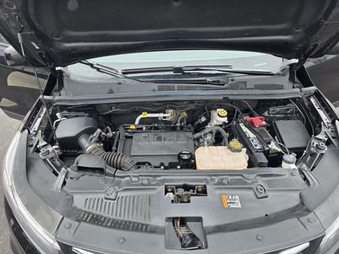 Used 2021 Chevrolet Trax LT w/ Driver Confidence Package image 11