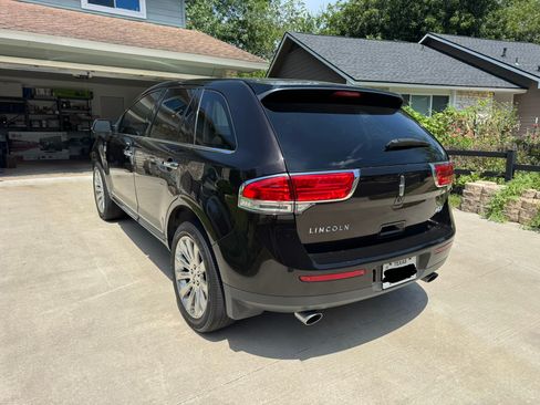 Used 2014 Lincoln MKX FWD w/ Equipment Group 101A image 4