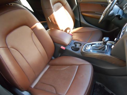 Used 2016 Audi Q5 TDI Prestige image 13