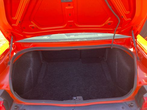 Used 2009 Dodge Challenger R/T RWD image 19