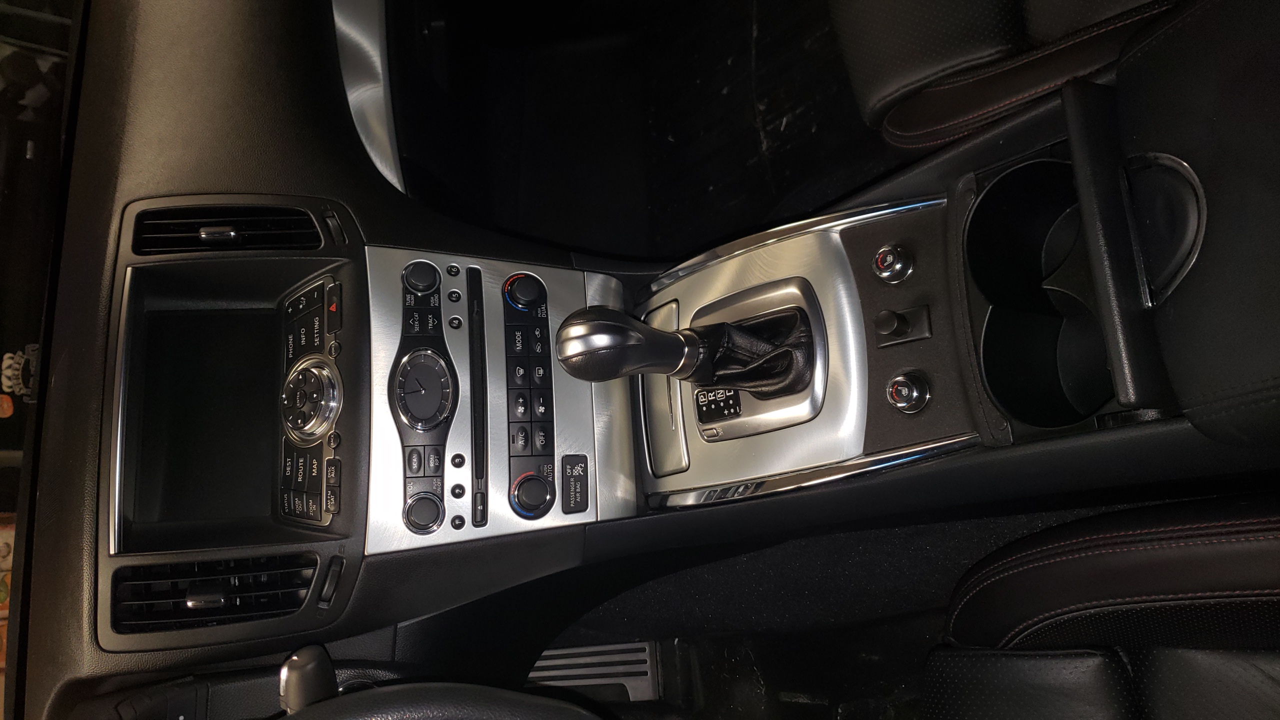Used 2011 INFINITI G37 IPL RWD image 20