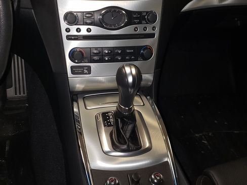 Used 2011 INFINITI G37 IPL RWD image 21
