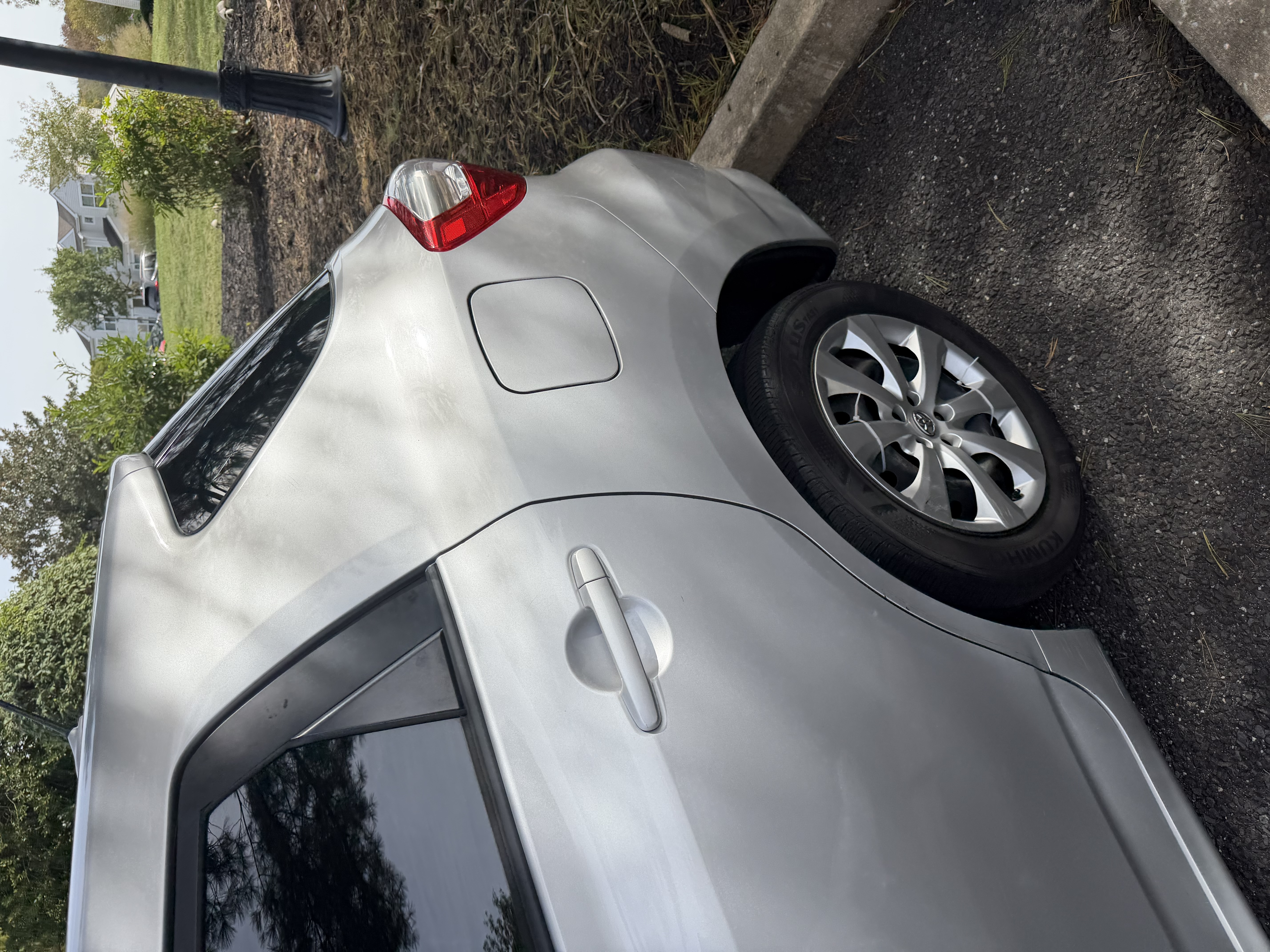 Used 2009 Toyota Matrix S AWD/4WD image 12