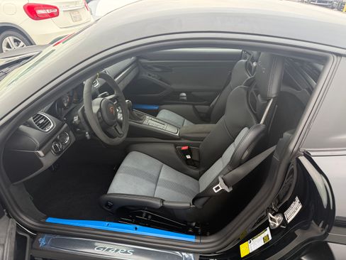 Used 2025 Porsche 718 Cayman GT4 RS image 7