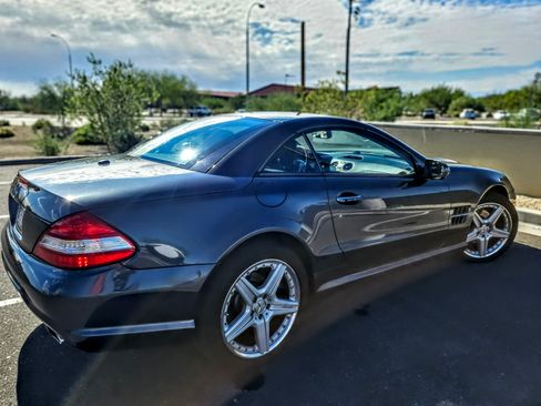 Used 2009 Mercedes-Benz SL 550 SL 550 Roadster 2D image 9