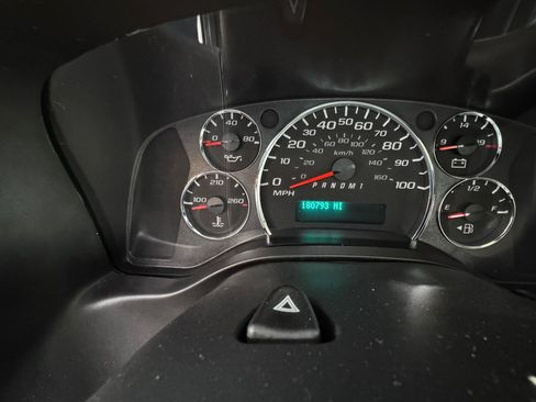 Used 2012 Chevrolet Express 3500 LT w/ LT Preferred Equipment Group RWD image 8