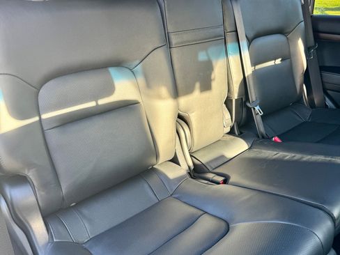 Used 2020 Toyota Land Cruiser Heritage Edition image 25