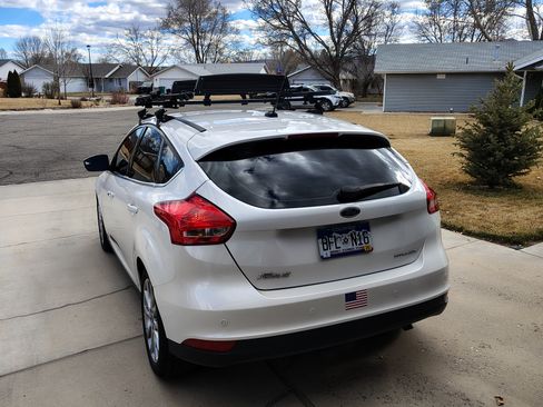 Used 2017 Ford Focus Titanium image 8