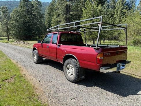Used 1998 Toyota Tacoma 4x4 Xtracab V6 image 6