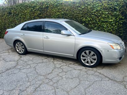 Used 2005 Toyota Avalon XLS
