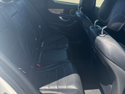 Used 2018 Mercedes-Benz C 300 4MATIC Sedan image 15