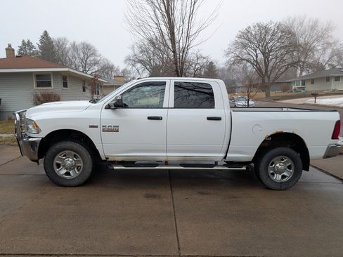 Used 2014 RAM 2500 Tradesman w/ Chrome Appearance Group image 1