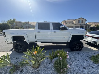 Used 2018 Chevrolet Silverado 2500 LTZ w/ Duramax Plus Package AWD/4WD image 9