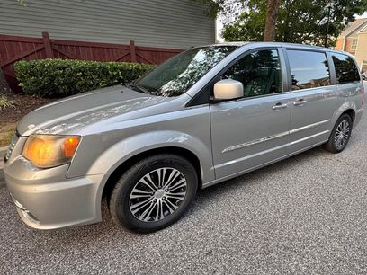 Used 2014 Chrysler Town & Country S