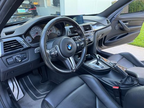 Used 2018 BMW M3 RWD image 30