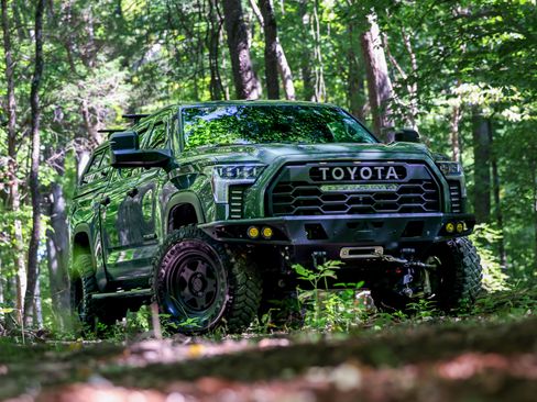 Used 2023 Toyota Tundra Limited w/ TRD Off-Road Package image 4